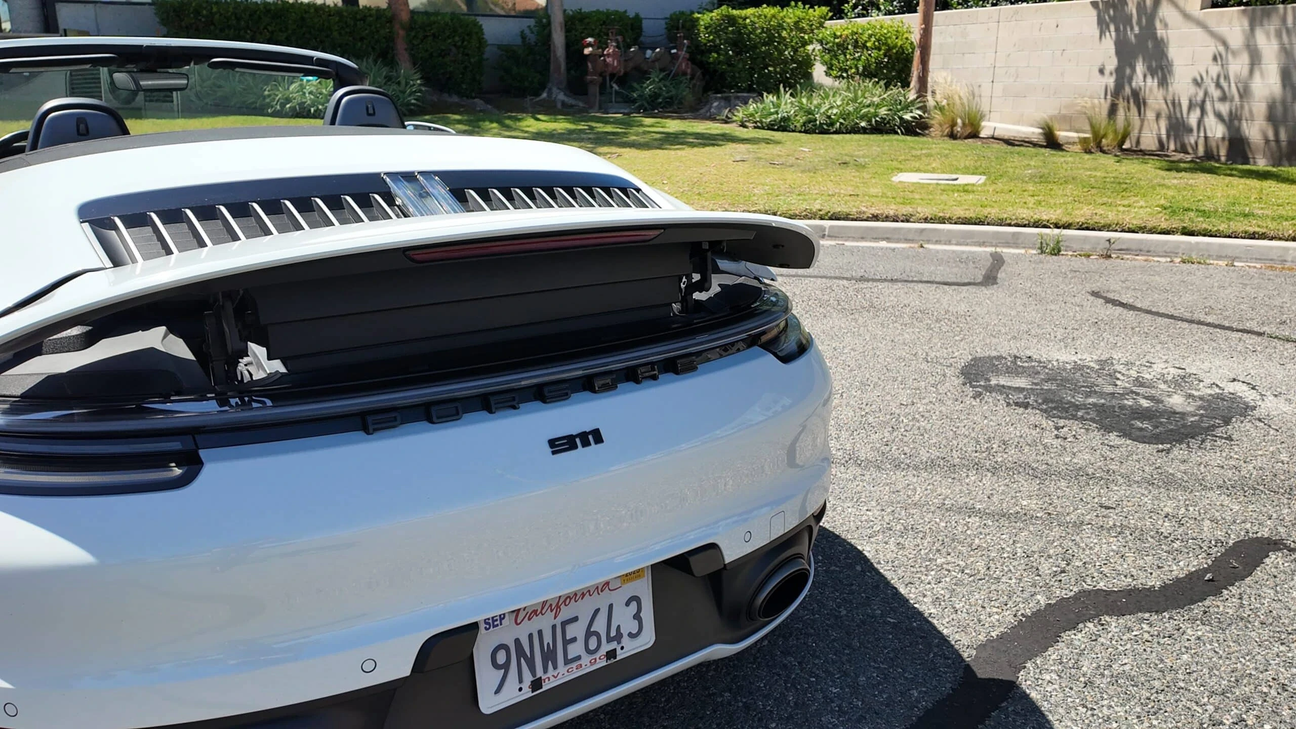Porsche 911 Carrera 4S Cabriolet detail relevant to one-way miami car delivery requests on MIAMI / CAR